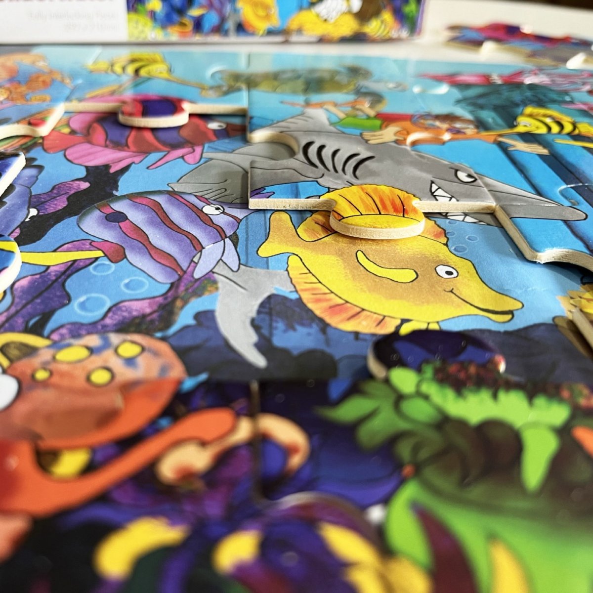 Underwater Wooden Jigsaw Puzzle 24 Pcs