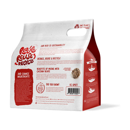 Back of the Kit Cat 2nd Chance Black Tea plant-based cat litter 2.5 kg bag showing product information and directions