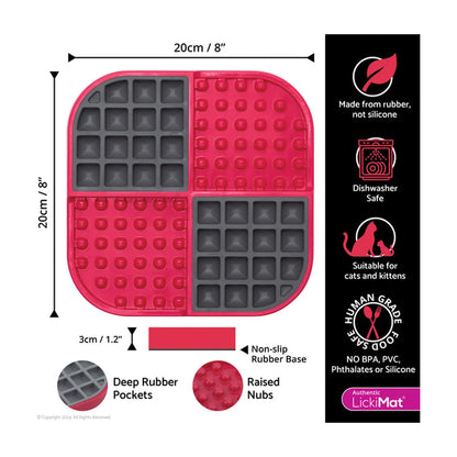 LickiMat Slomo Cat size guide showing 20cm x 20cm dimensions and dual texture feeding zones
