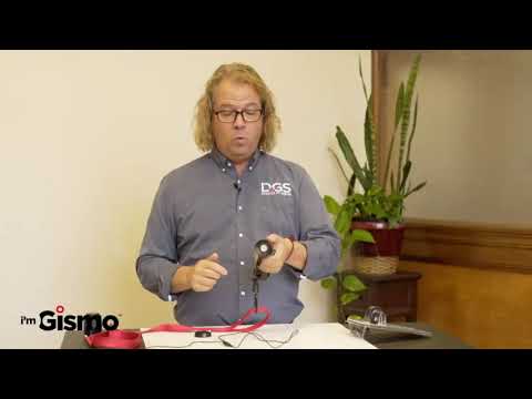 How to attach the I’m Gismo rechargeable flashlight connectable to the Gismo Handle for dog walks